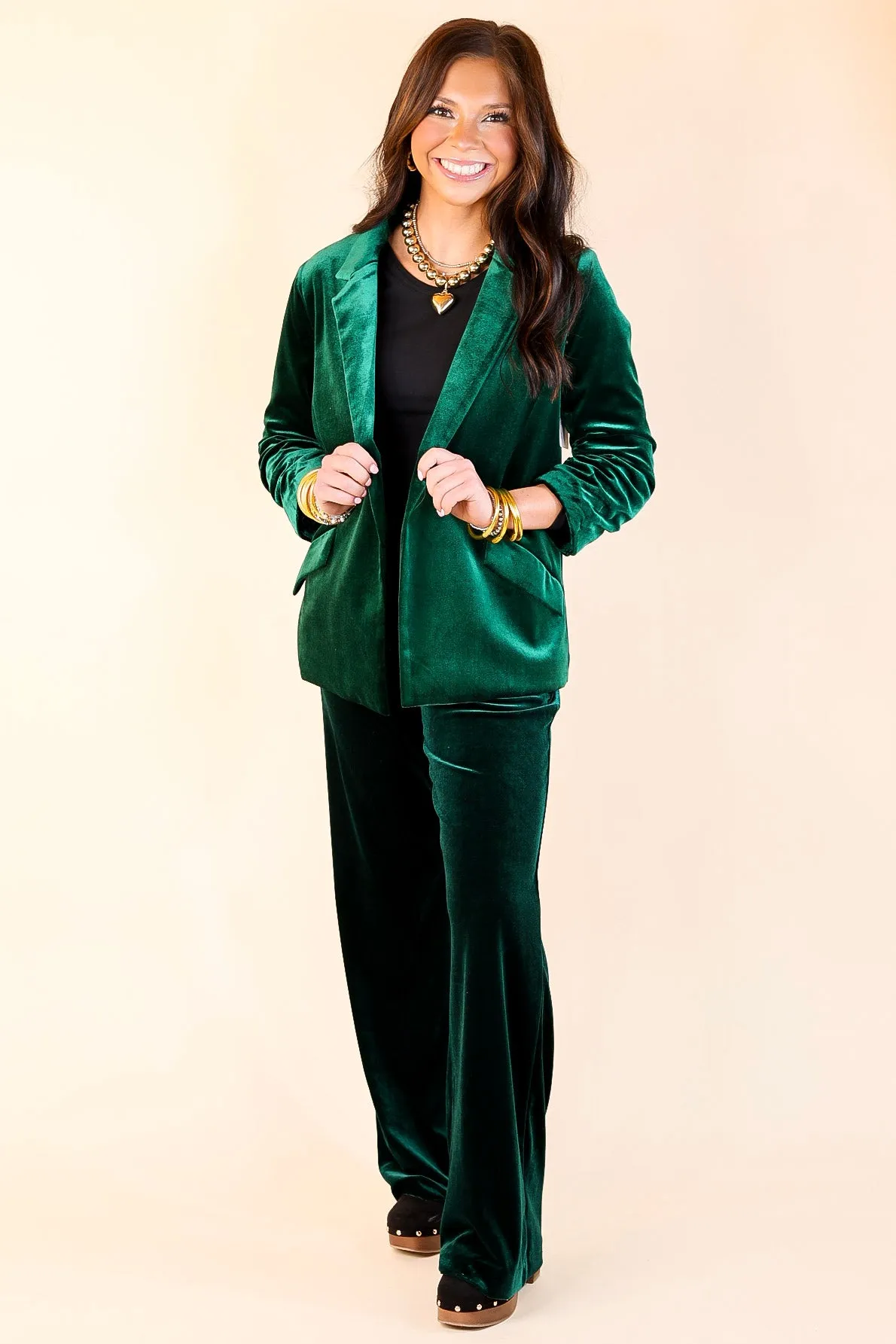 Chic Arrival 3/4 Sleeve Velvet Blazer in Green