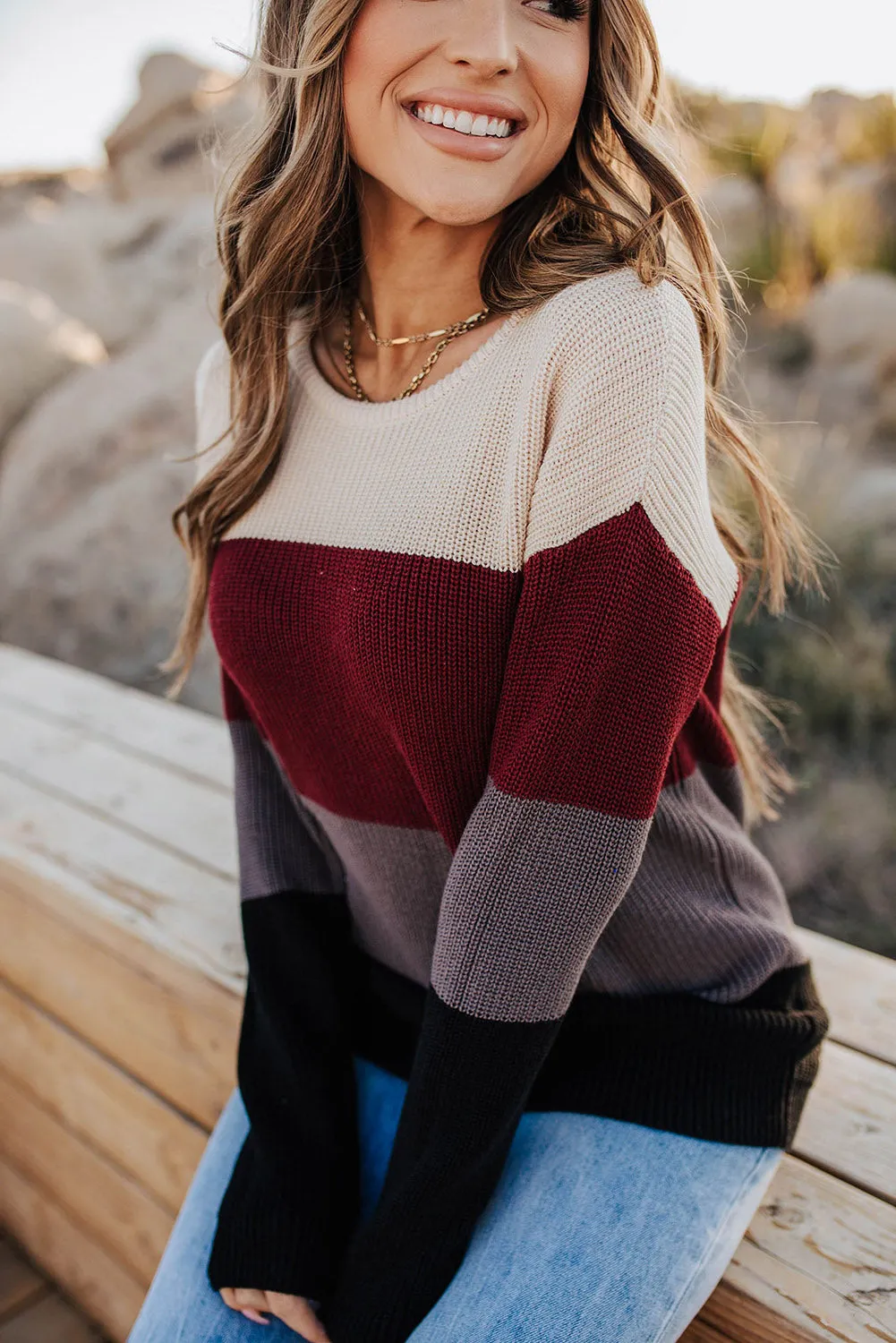 Color Block Knitted O-neck Pullover Sweater