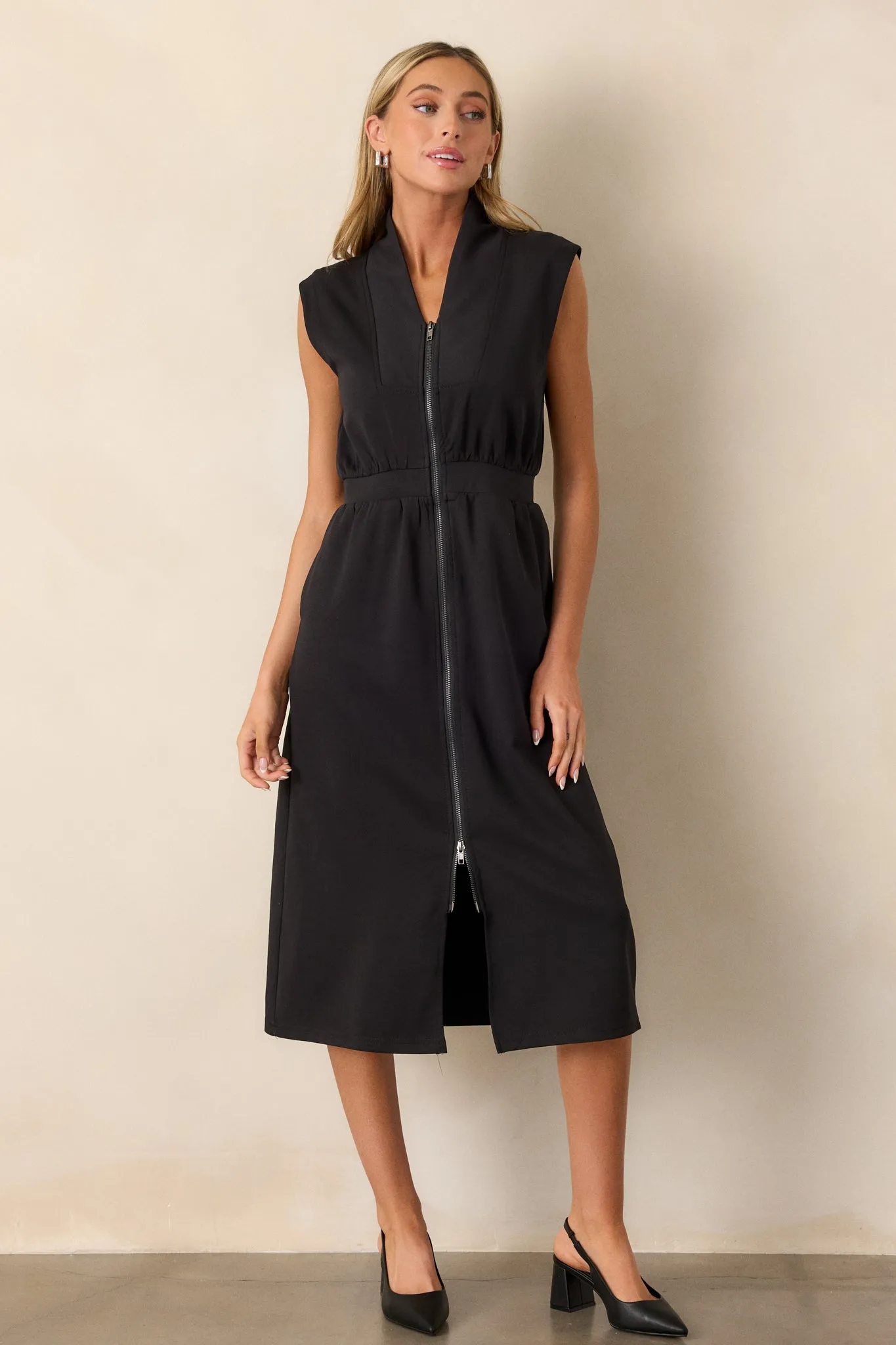 Distant Sun Black Sleeveless Midi Dress