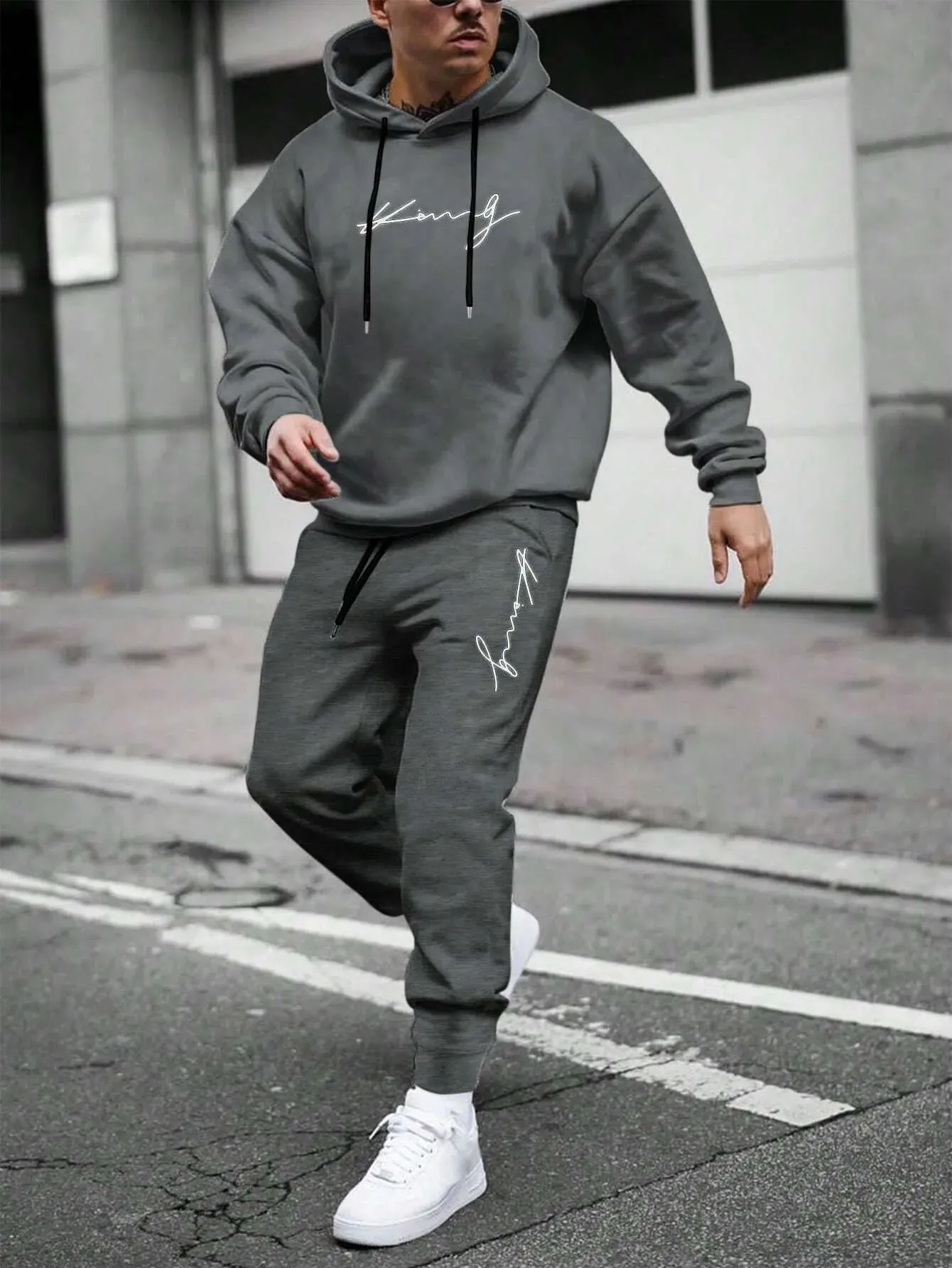 New OB Tracksuit Hooded Comfortable Suit